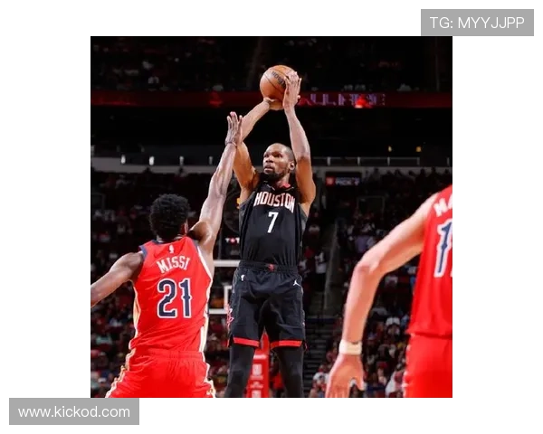 杜兰特单打提升关键得分率，压制对手防守体系