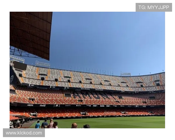 瓦伦西亚：俱乐部运营危机持续，竞争实力面临考验