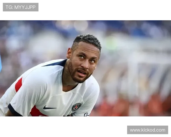 内马尔在巴萨与巴黎战术体系中的核心作用与权重差异解析